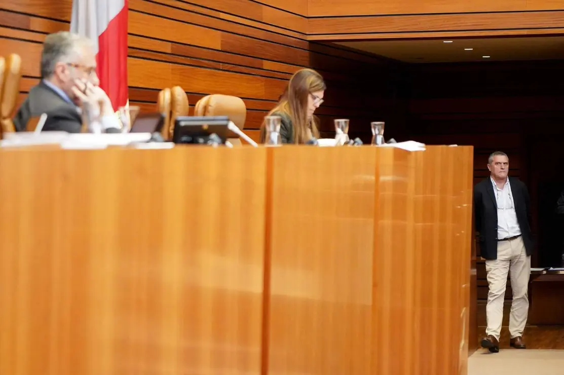 Pleno de las Cortes Foto Leticia Pérez (2)