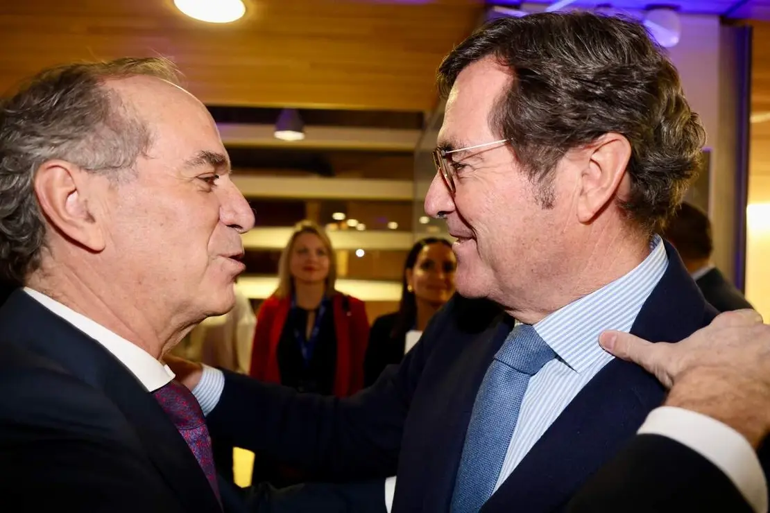 La Federación Leonesa de Empresarios celebra el 33 Día de la Empresa con un acto al que asiste el presidente de la Confederación Española de Organizaciones Empresariales, Antonio Garamendi, y en que se entregarán el galardón al Empresario del Año 2025 y otras distinciones