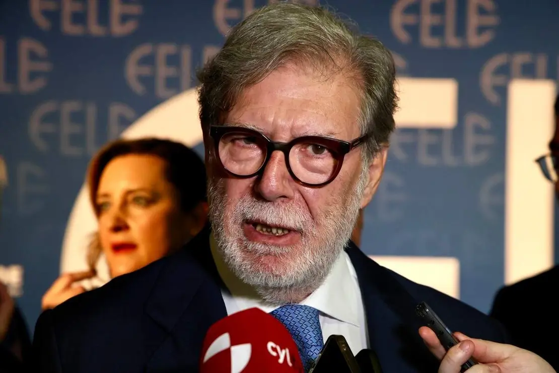 La Federación Leonesa de Empresarios celebra el 33 Día de la Empresa con un acto al que asiste el presidente de la Confederación Española de Organizaciones Empresariales, Antonio Garamendi, y en que se entregarán el galardón al Empresario del Año 2025 y otras distinciones