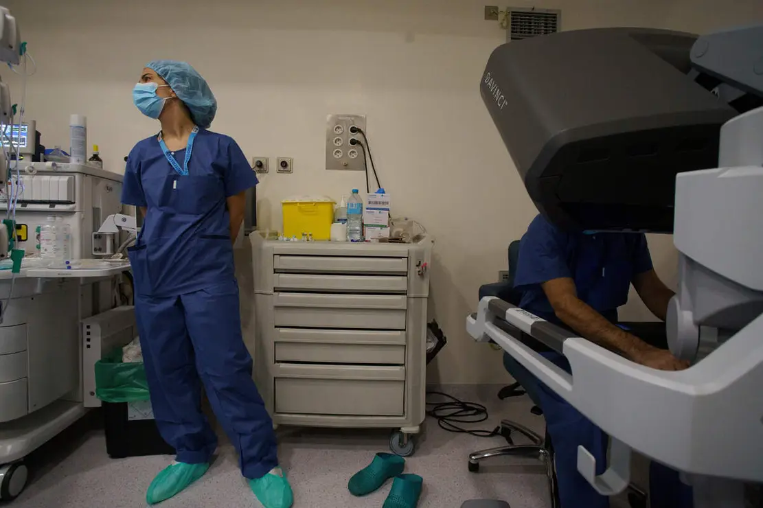 Operación de urología con el robot Da Vinci en el hospital El Bierzo de Ponferrada