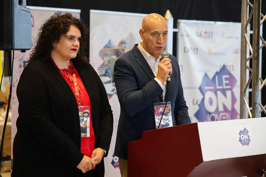 El alcalde de León, José Antonio Diez, preside la inauguración de la 35 edición de Expojoven