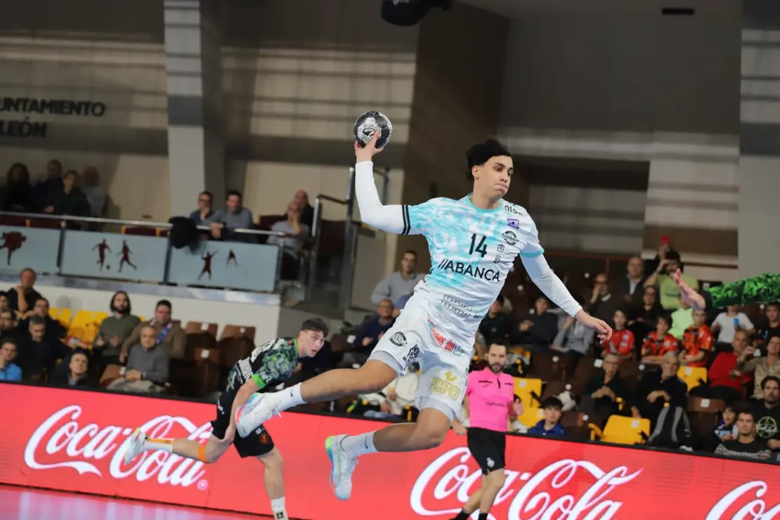 WhatsApp Image 2025-11-29 at 21.37.13 copia 3