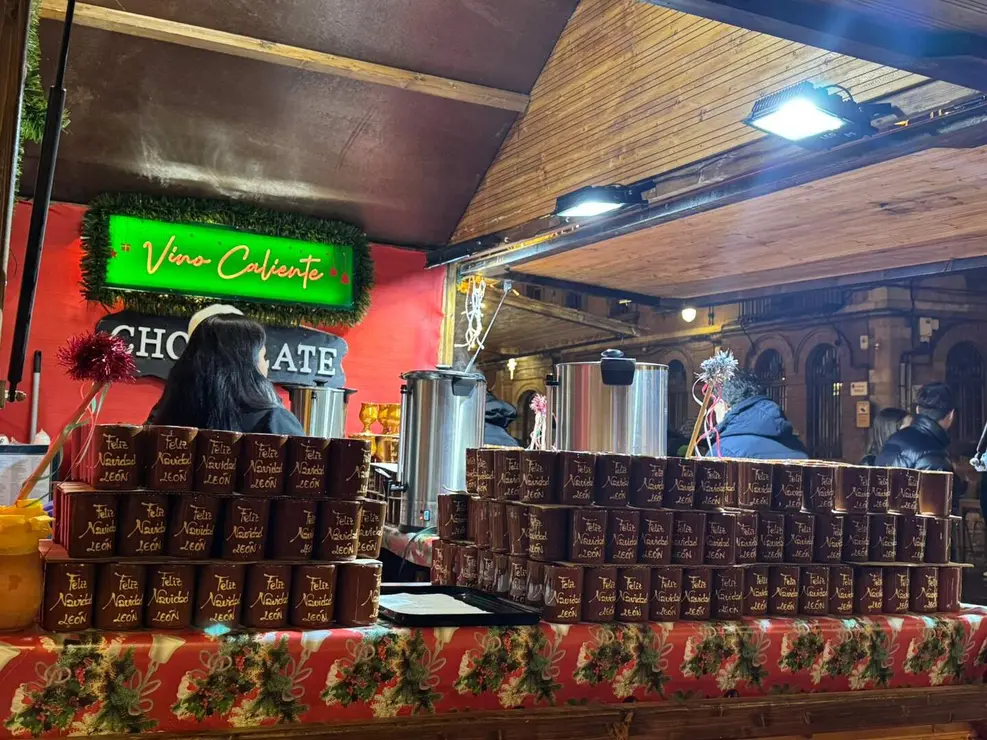 Mercadillo de Navidad León Catedral (1)