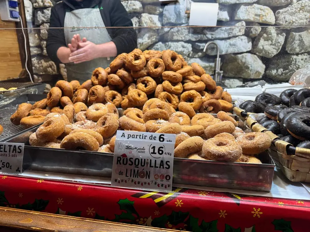 Mercadillo de Navidad León Catedral (6)
