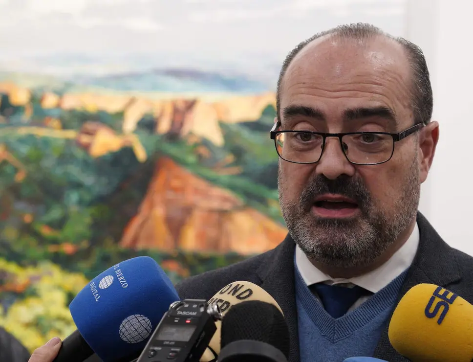 Inauguración de la exposición dedicada a Las Médulas en la Casa de la Cultura de Ponferrada