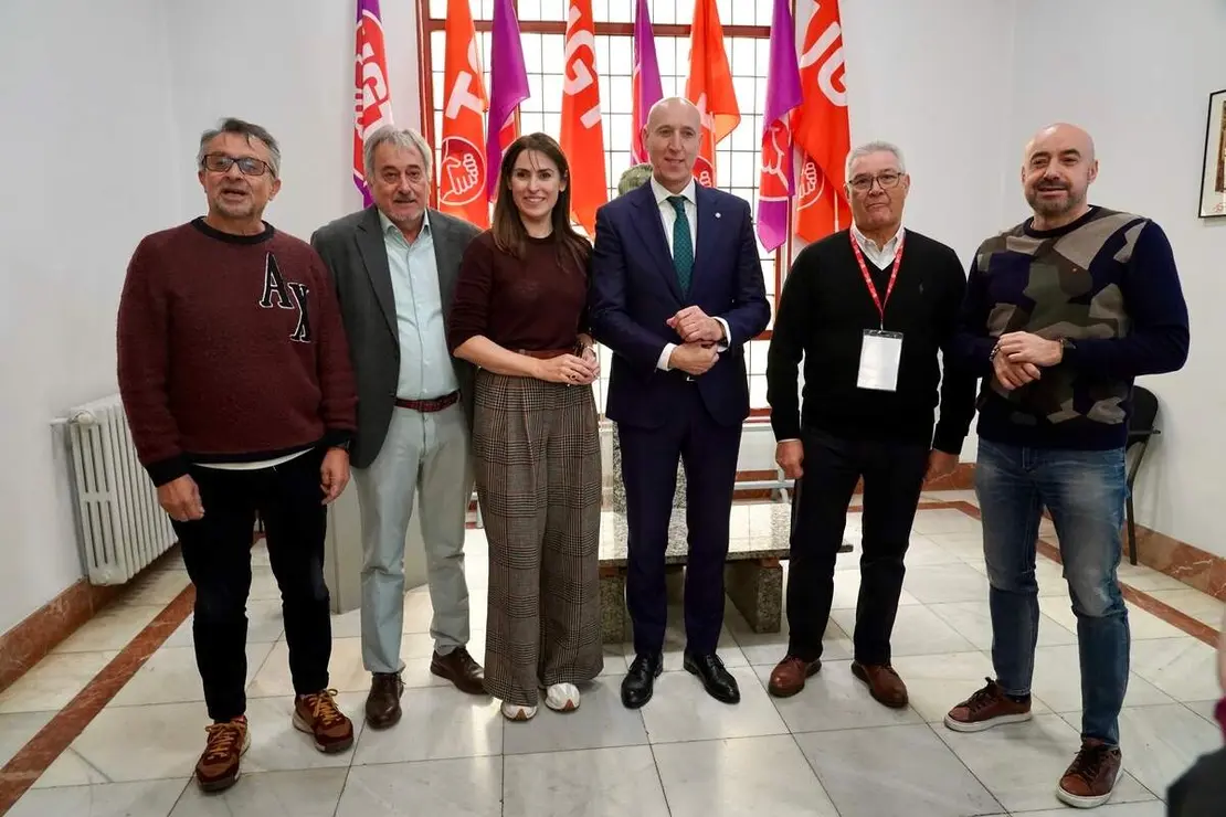 Acto de clausura del comité de la Unción de Jubilados y Pensionistas de la Unión General de los Trabajadores, al que asistirán el vicesecretario general de UGT, Rafael Espartero, la secretaría de política Institucional de la UGT Cristina Estévez, el secretario general de UGTCyL, Óscar Lobo, el secretario provincial, Enrique Reguero, y el alcalde de León, José Antonio Diez