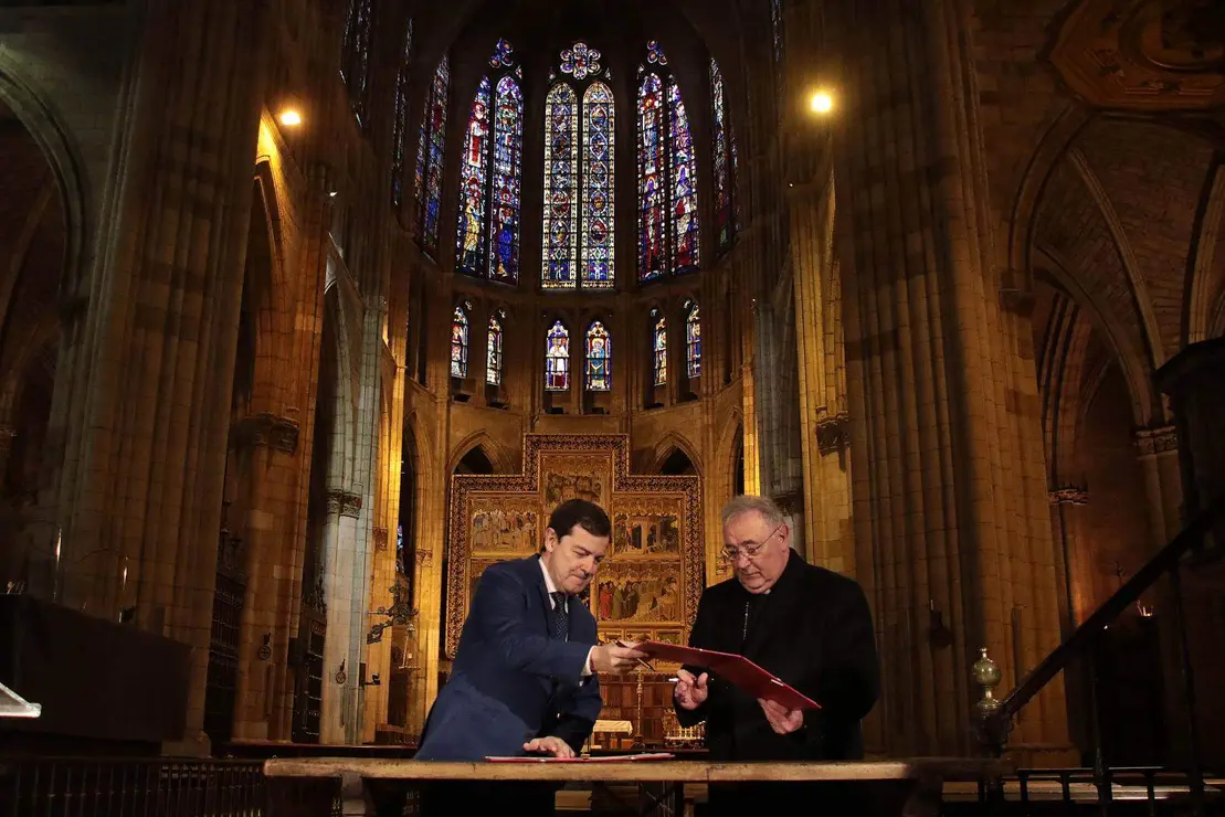 mañueco catedral (8)