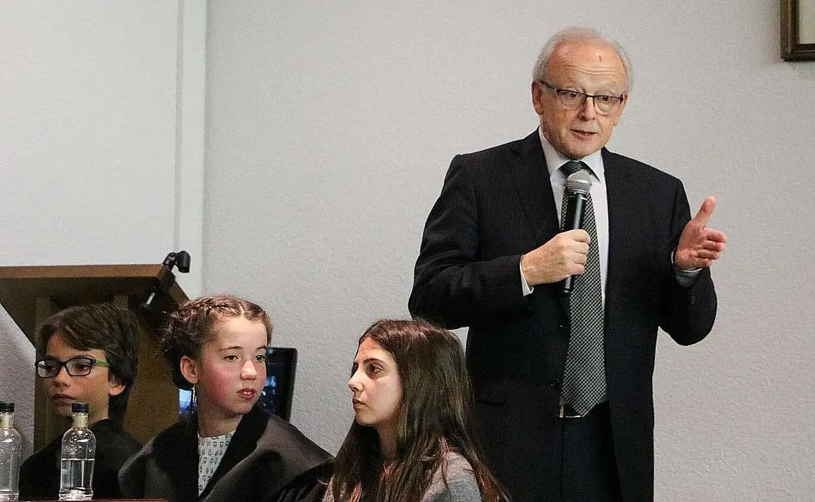 Simulación de juicio (4)