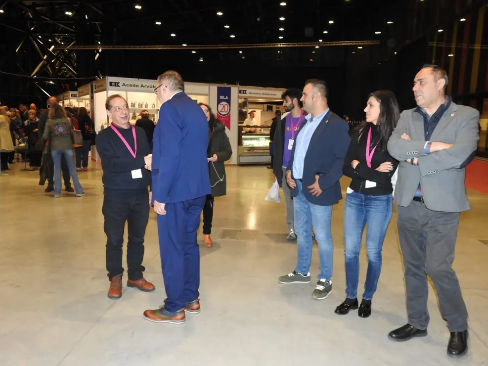 f1638c99-3cb1-4d47-b9b6-cd44214b191e