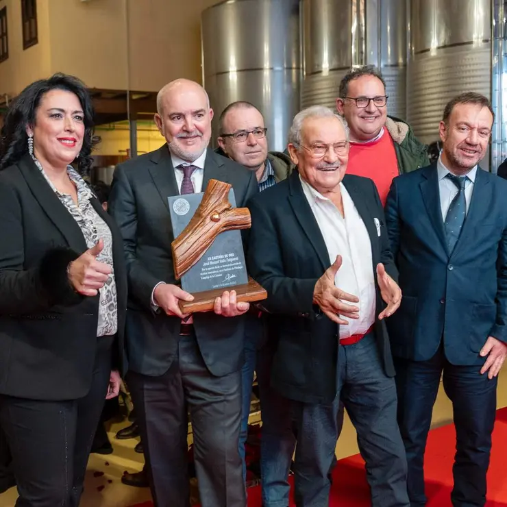 588626341_18302419624256247_8327473039554359730_n