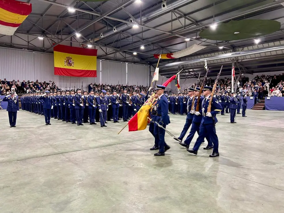 JUra bandera alumnos base Aérea (ABA) (8)