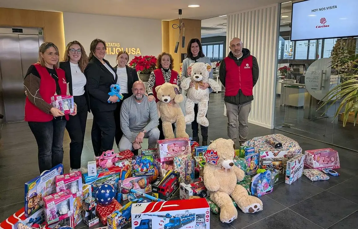 JUGUETES CARITAS 2025 (3)