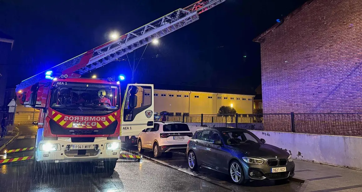 bomberos edificio infantil CEIP Trepalio 121225 (1)