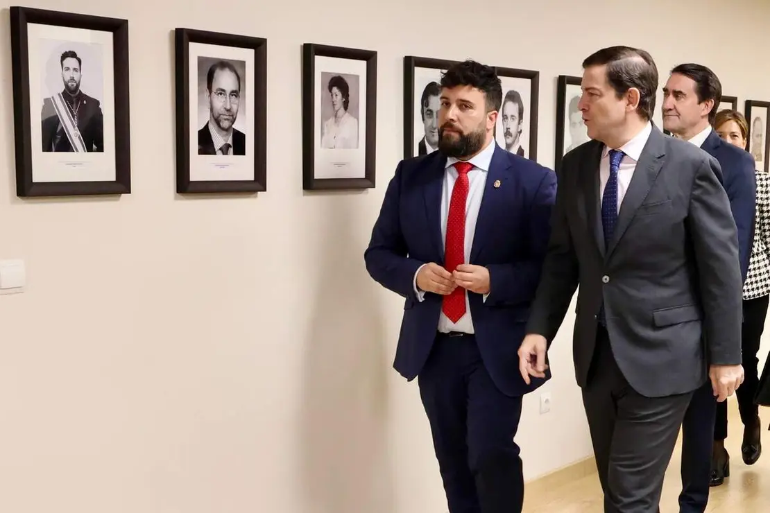 El presidente de la Junta de Castilla y Le&oacute;n, Alfonso Fern&aacute;ndez Ma&ntilde;ueco, presenta las obras de finalizaci&oacute;n del pol&iacute;gono industrial de Villadangos del P&aacute;ramo (Le&oacute;n)