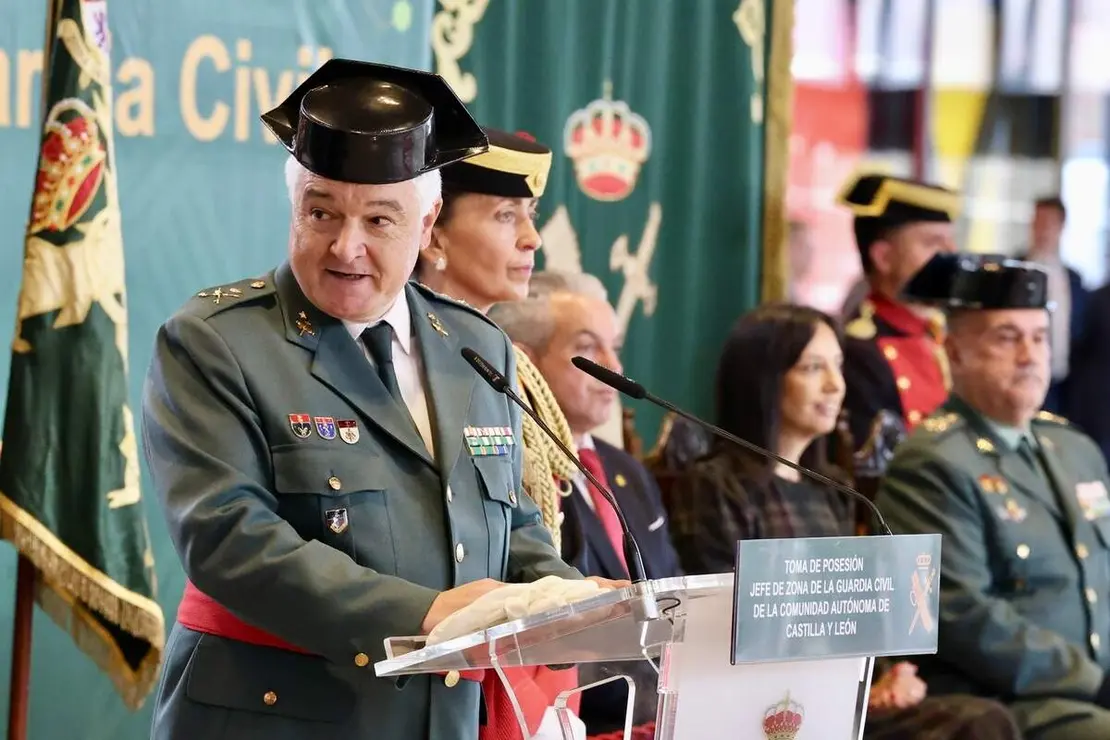 La directora general de la Guardia Civil, Mercedes Gonz&aacute;lez, preside el acto de toma de posesi&oacute;n del general de Brigada, Miguel S&aacute;nchez Guerrero, como nuevo jefe de la Zona de Castilla y Le&oacute;n