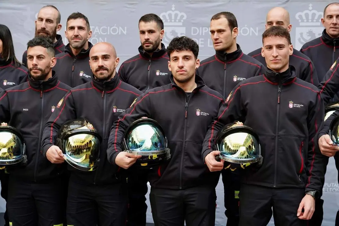 Acto de recibimiento a los 25 nuevos bomberos del Servicio de Prevenci&oacute;n, Extinci&oacute;n de Incendios y Salvamento de la Diputaci&oacute;n de Le&oacute;n