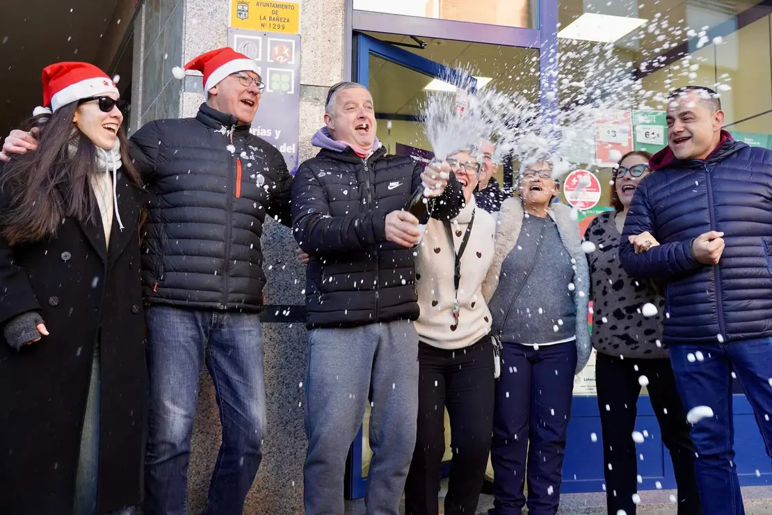 El &ldquo;Gordo&rdquo; de la Loter&iacute;a de Navidad reparte 468 millones de euros en La Ba&ntilde;eza (Le&oacute;n)