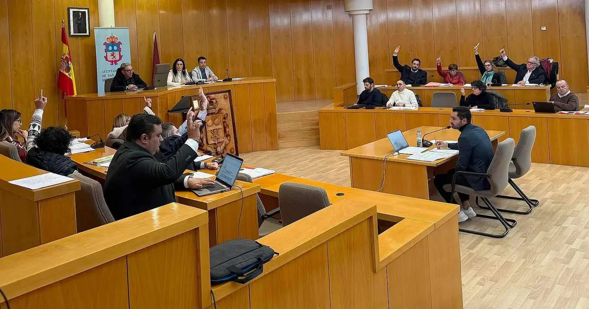 El Ayuntamiento de San Andr&eacute;s del Rabanedo vuelve a cerrar el a&ntilde;o con la tasa de residuos sin actualizar, una situaci&oacute;n que se repite por tercer ejercicio consecutivo y que ya tiene un impacto directo y cuantificable en las arcas municipales: tres millones de euros no ingresados desde 2024.