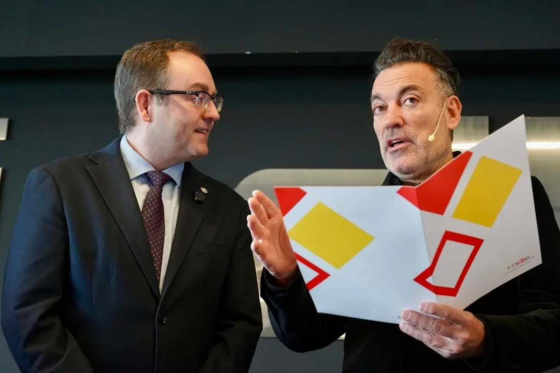 El Instituto Nacional de Ciberseguridad nombra Cibercooperante de Honor al grupo musical Caf&eacute; Quijano