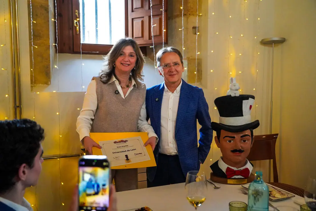 Festival Le&oacute;n vive la Magia (22)