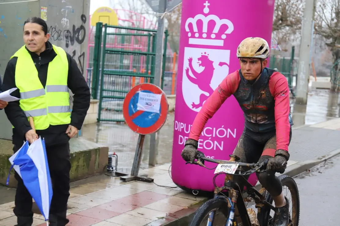 VILLABALTER LLEGADA (14)