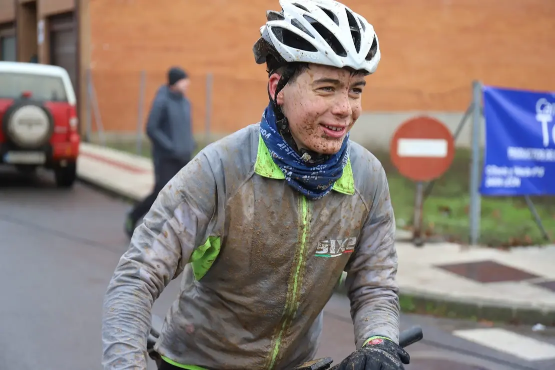 VILLABALTER LLEGADA (17)