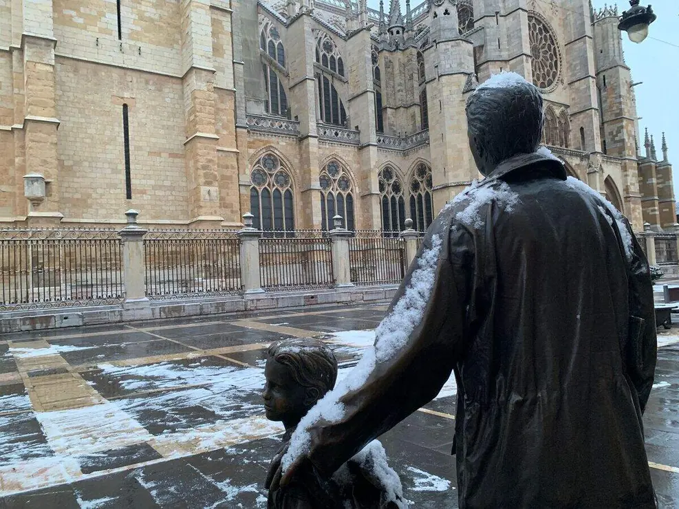 NIEVE EN LE&Oacute;N (8)