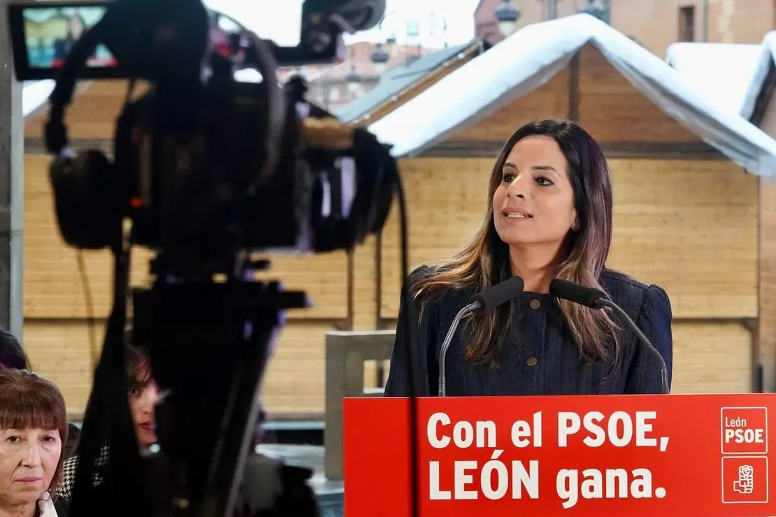 El PSOE presenta la candidatura de Le&oacute;n para las elecciones auton&oacute;micas con la asistencia de los candidatos encabezados por Nuria Rubio, vicesecretaria general en Castilla y Le&oacute;n, y por el secretario provincial, Javier Alfonso Cend&oacute;n