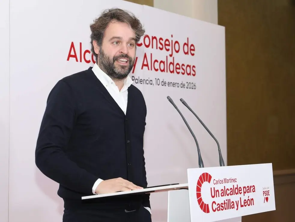 El PSOE de Castilla y Le&oacute;n re&uacute;ne en Palencia al Consejo de Alcaldes,  en la imagen momentos de la inauguraci&oacute;n con la participaci&oacute;n del secretario general del PSCyL y candidato a la Presidencia de la Junta, Carlos Mart&iacute;nez; de la nueva presidenta del  Consejo, y alcaldesa de Palencia, Miriam Andr&eacute;s, entre otros
