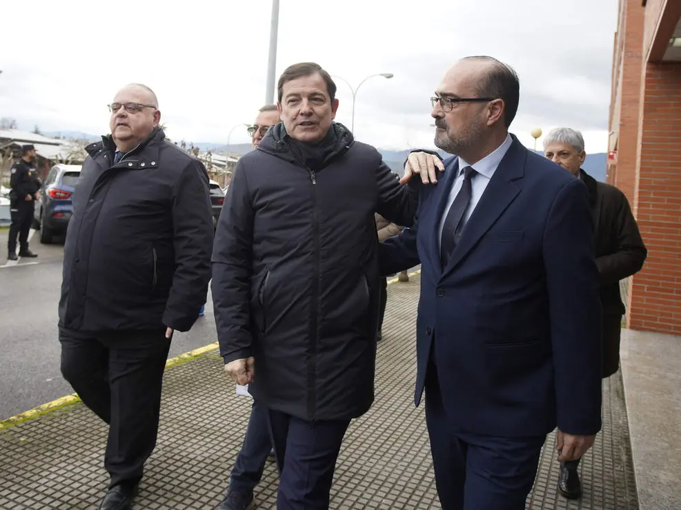 El presidente de la Junta de Castilla y Le&oacute;n, Alfonso Fern&aacute;ndez Ma&ntilde;ueco, durante la presentaci&oacute;n de las mejoras en transporte de emergencias sanitarias