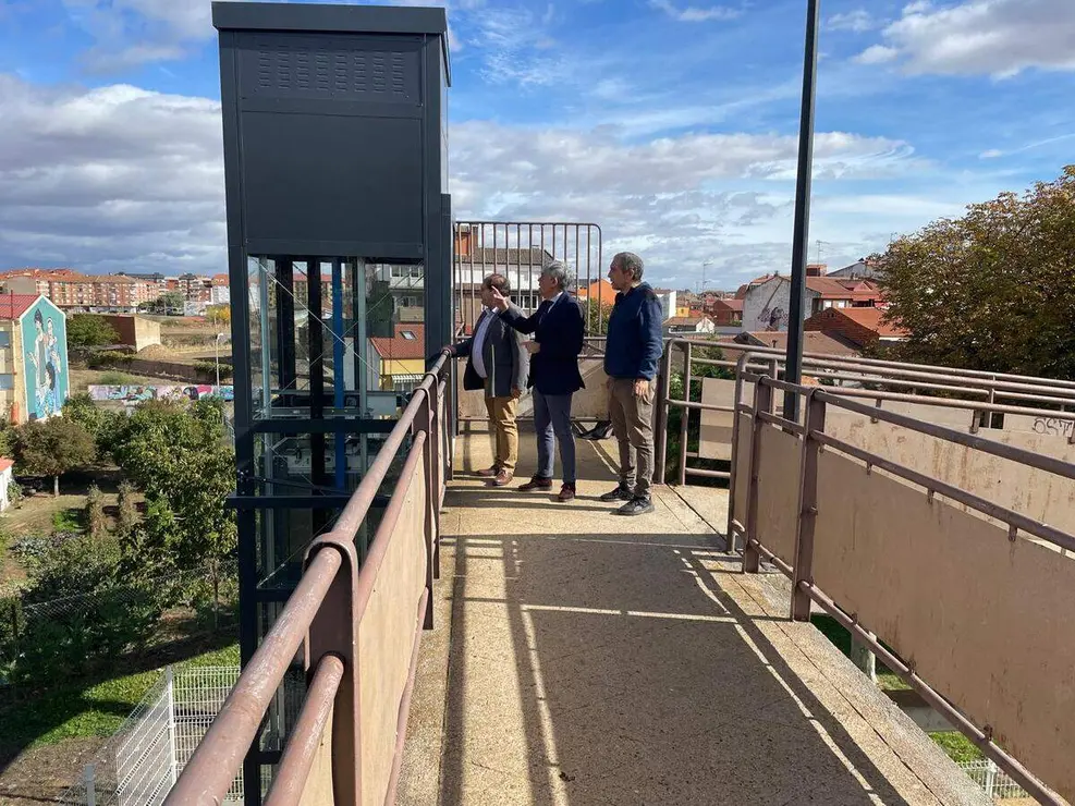 Ascensor Santa Marina, La Ba&ntilde;eza VII