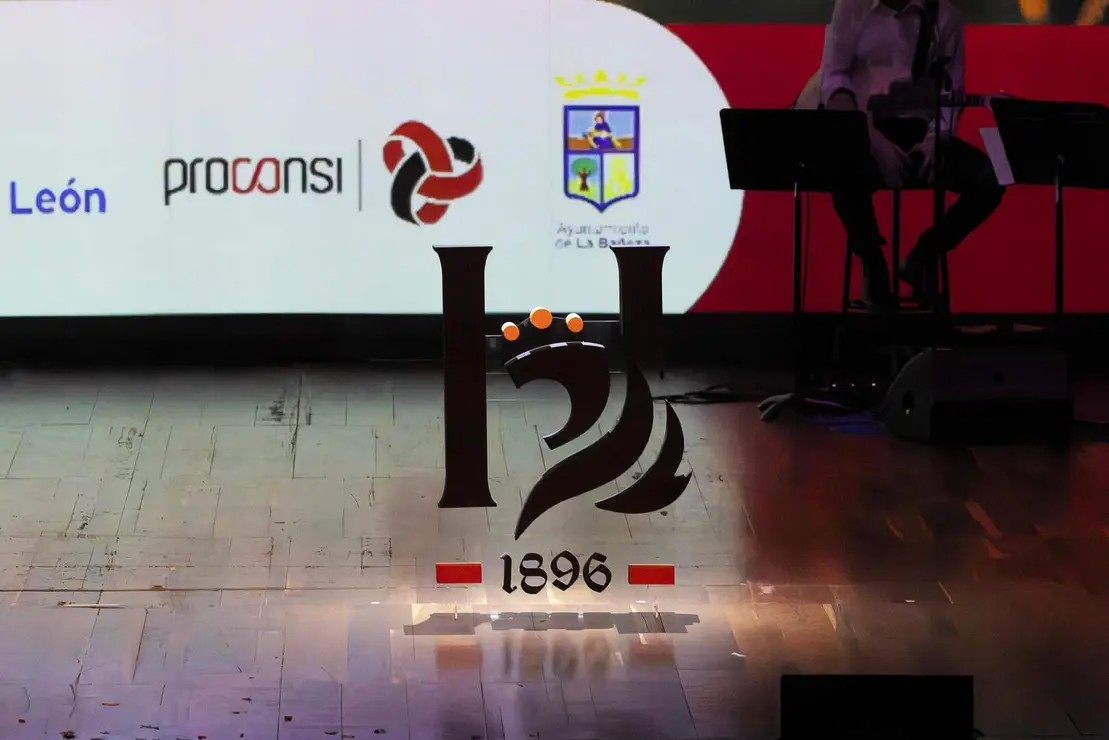 193_caraAcara_N1A0881-DxO_DeepPRIME XD2s