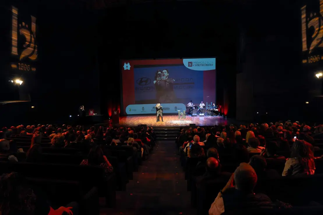 246_caraAcara_Y2A1385-DxO_DeepPRIME XD2s