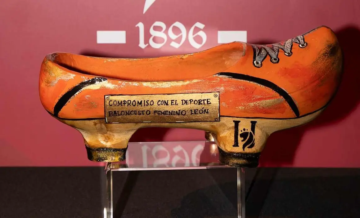 Primer Aniversario Heraldo de Le&oacute;n (12)