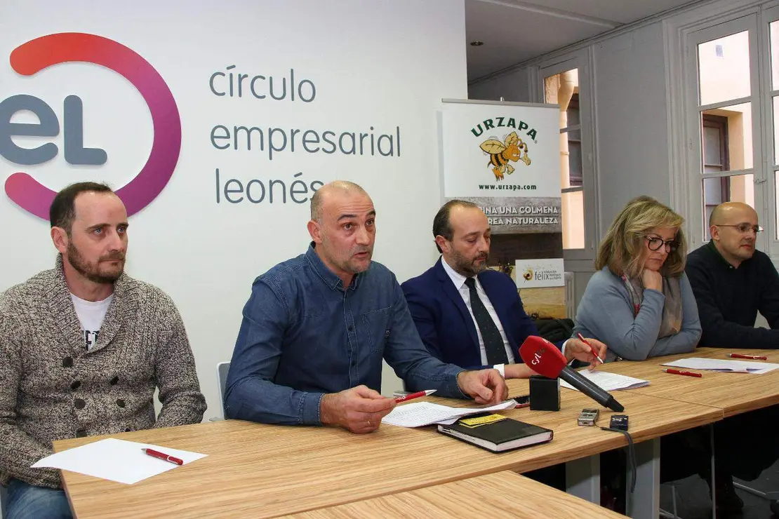 Urbano Gonz&aacute;lez (5)