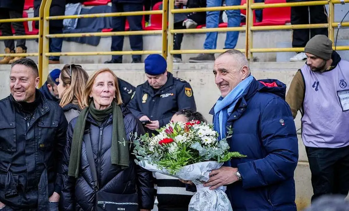 d942d4391c08e84a5acbf837f486b955