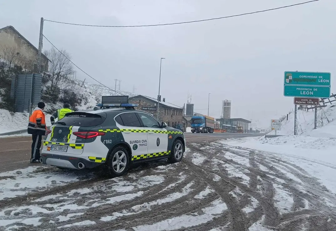 Tr&aacute;fico nieve (1)