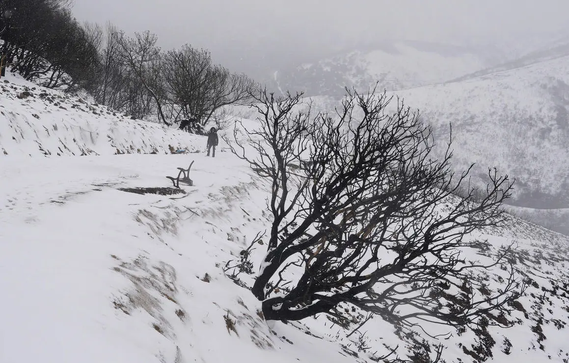 Temporal de nieve en el paraje natural de Las M&eacute;dulas (Le&oacute;n)