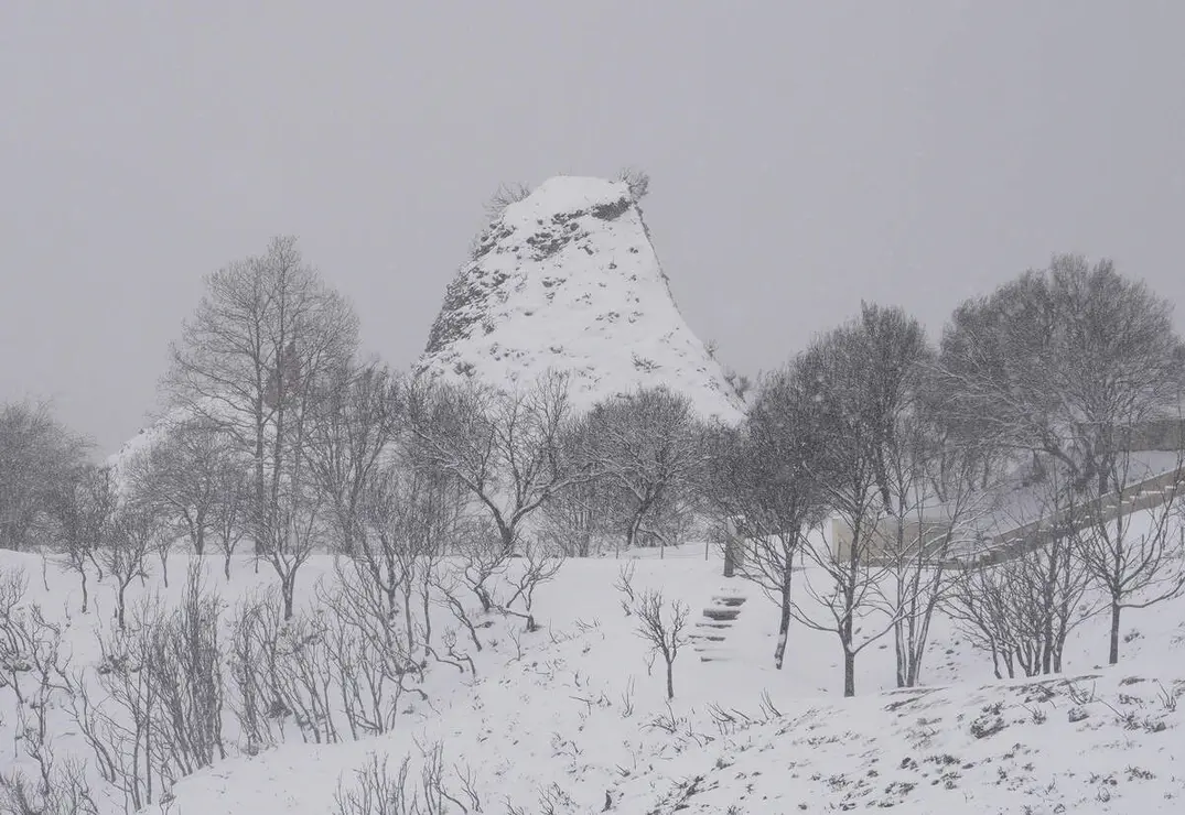 Temporal de nieve en el paraje natural de Las M&eacute;dulas (Le&oacute;n)