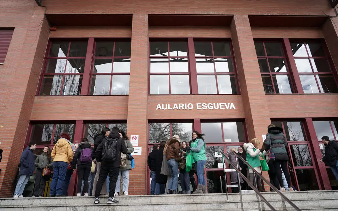 Examen de aspirantes para las plazas de Formaci&oacute;n Sanitaria Especializada en las titulaciones de Medicina, Enfermer&iacute;a, Farmacia, Psicolog&iacute;a, Biolog&iacute;a, F&iacute;sica y Qu&iacute;mica.