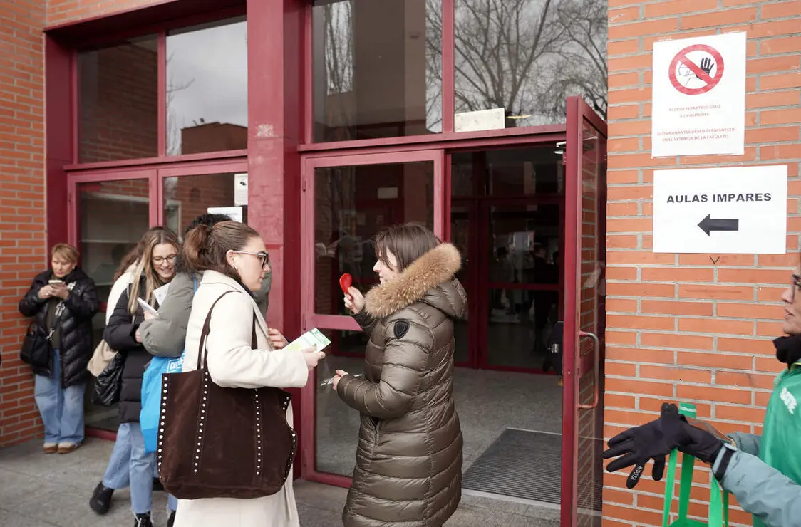 Examen de aspirantes para las plazas de Formaci&oacute;n Sanitaria Especializada en las titulaciones de Medicina, Enfermer&iacute;a, Farmacia, Psicolog&iacute;a, Biolog&iacute;a, F&iacute;sica y Qu&iacute;mica.