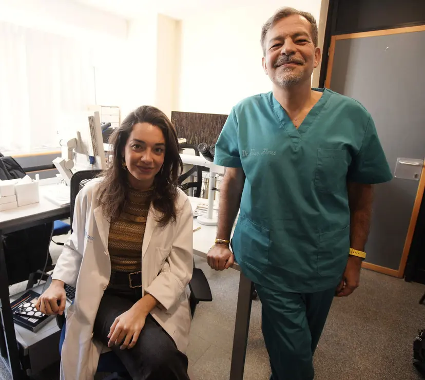 Los pat&oacute;logos del hospital El Bierzo de Ponferrada, &Aacute;ngel Fern&aacute;ndez y Zita &Aacute;lvarez