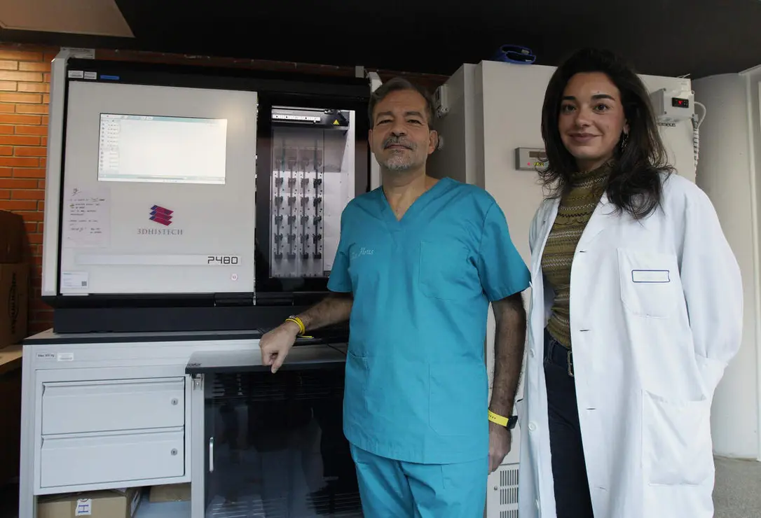 Los pat&oacute;logos del hospital El Bierzo de Ponferrada, &Aacute;ngel Fern&aacute;ndez y Zita &Aacute;lvarez