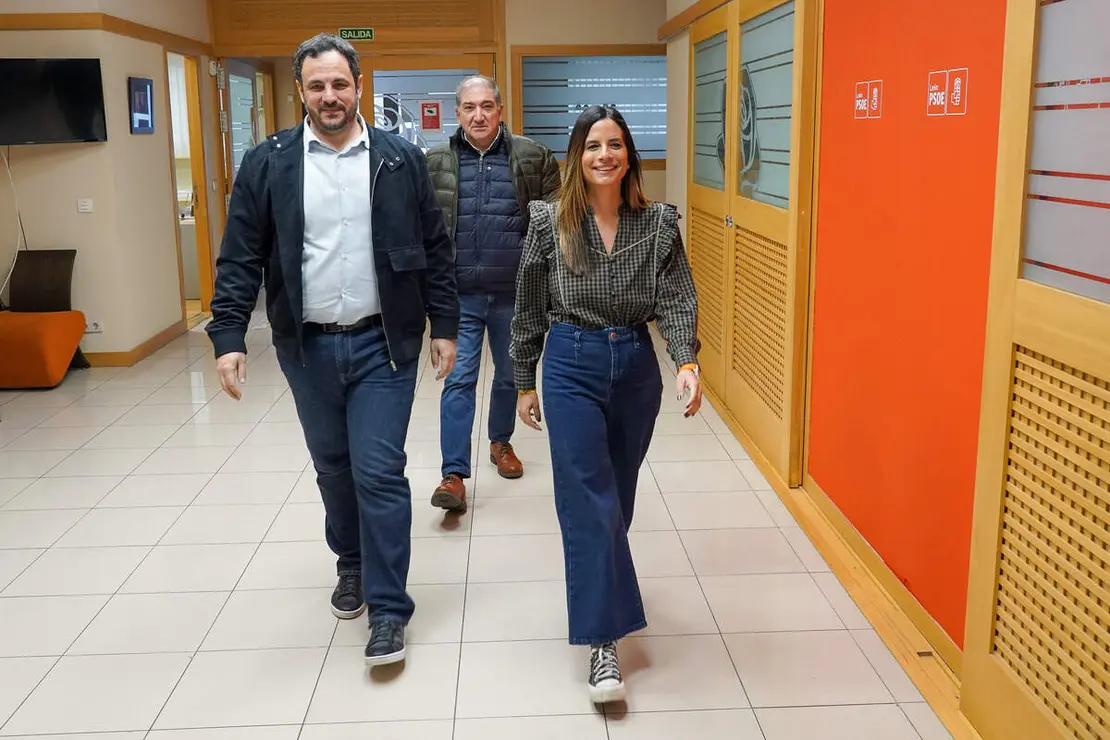 Los candidatos del Partido Socialista de Le&oacute;n a las Cortes de Castilla y Le&oacute;n, Nuria Rubio y Benjam&iacute;n Fern&aacute;ndez, informan sobre la actualidad pol&iacute;tica