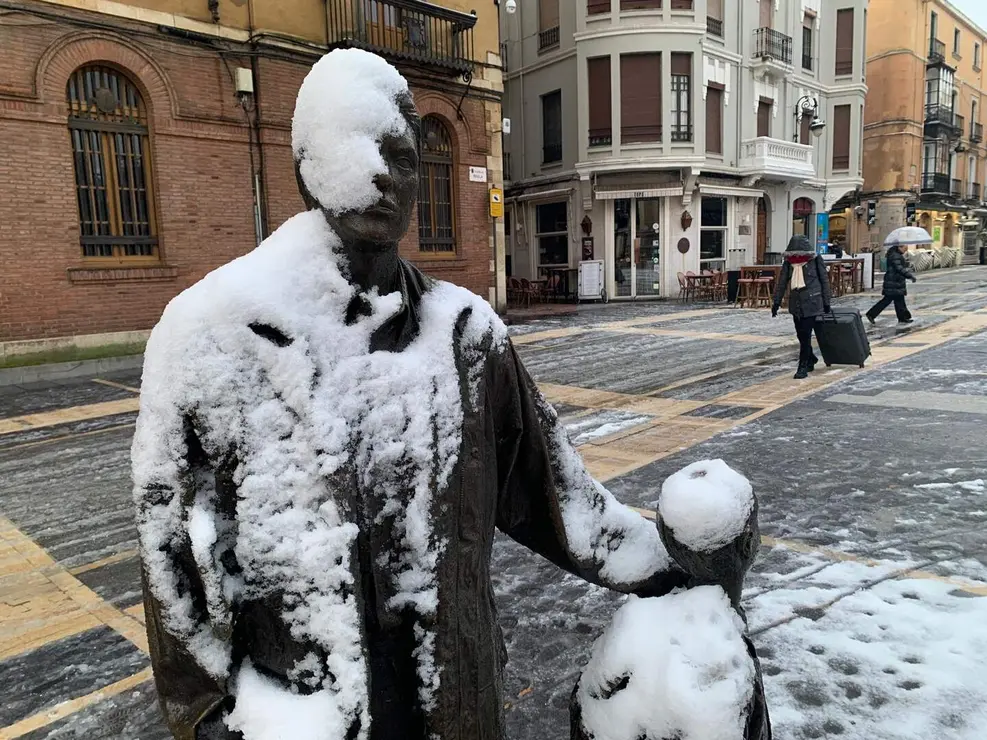 nieve le&oacute;n (2)