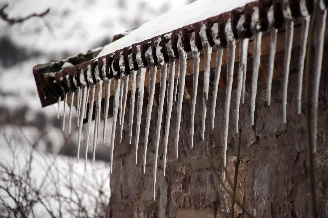 La nieve cubre los valles de la comarca de Arb&aacute;s, Le&oacute;n