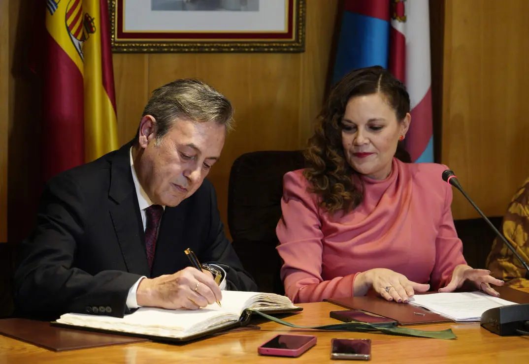 Acto institucional con motivo de la celebraci&oacute;n del LIII Festival Internacional de Exaltaci&oacute;n del Botillo de Bembibre (Le&oacute;n), en el que participa su alcaldesa, Silvia Cao, y su mantenedor, el periodista Jos&eacute; Ribagorda