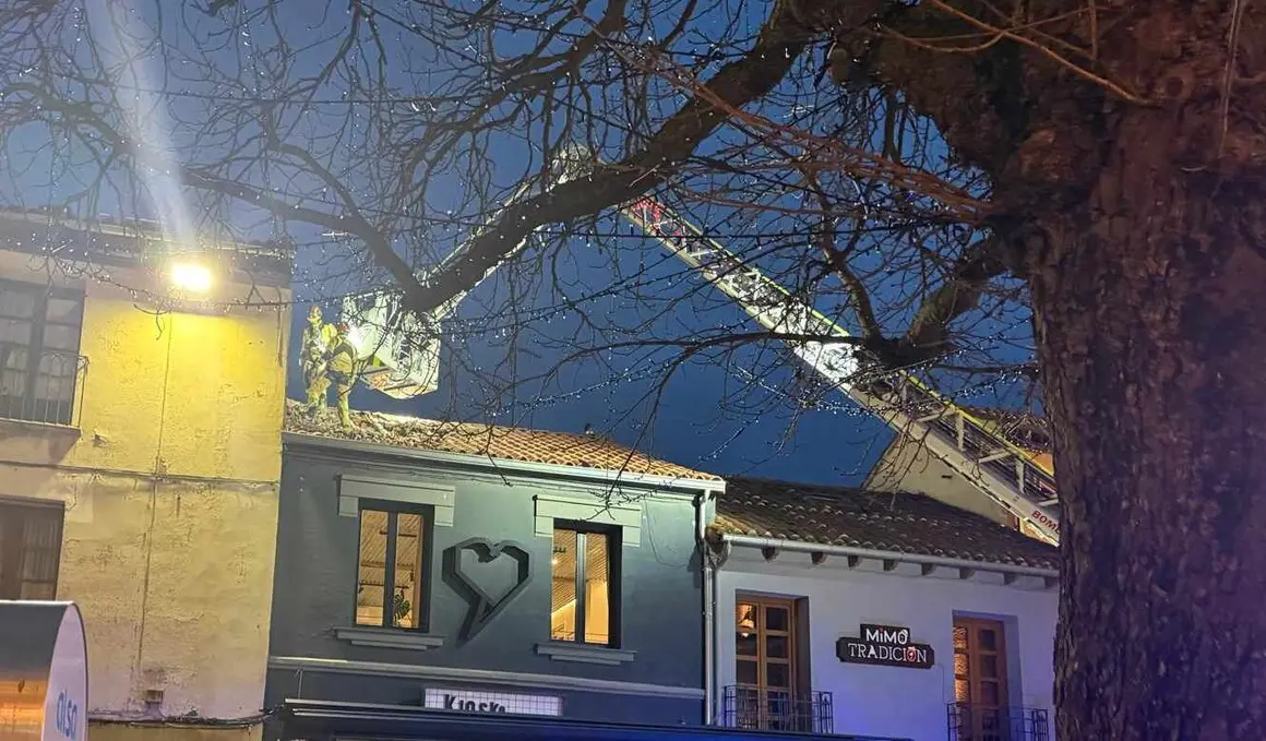 Derrumbe casa Plaza San Marcelo (7)