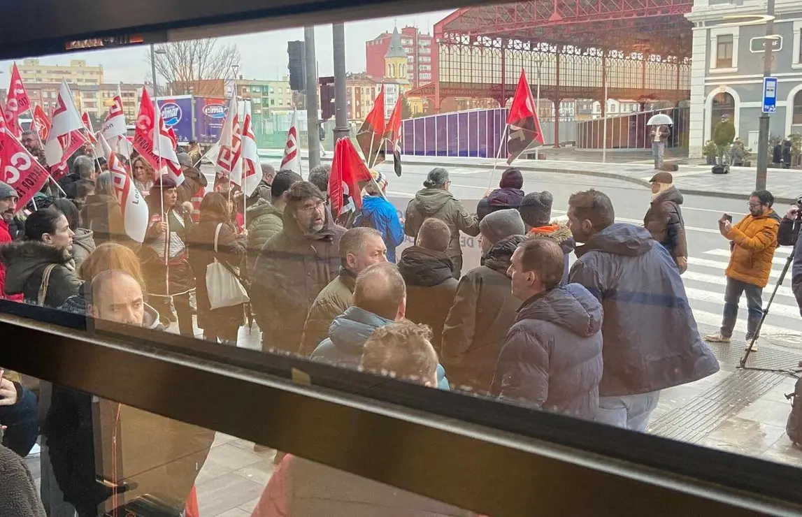 Concentraci&oacute;n Renfe (3)