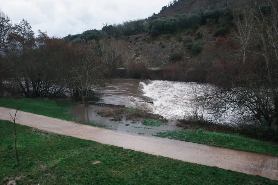 Aumento del caudal del r&iacute;o Sil a su paso por Ponferrada